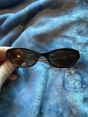 Women’s Brown Cat-Eye Sunglasses – Classic Tortoiseshell Frame